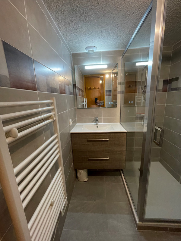 Studio Arvire 11 salle de bain - © Richeboeuf Studio Arvire 11 salle de bain