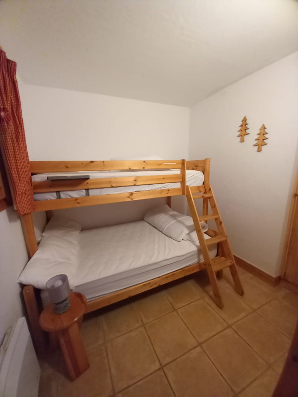 CHAMBRE CHAMBRE