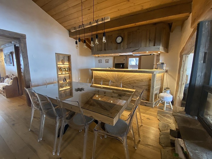 photo_salle_a_manger_pour_15_personnes.jpeg photo_salle_a_manger_pour_15_personnes.jpeg