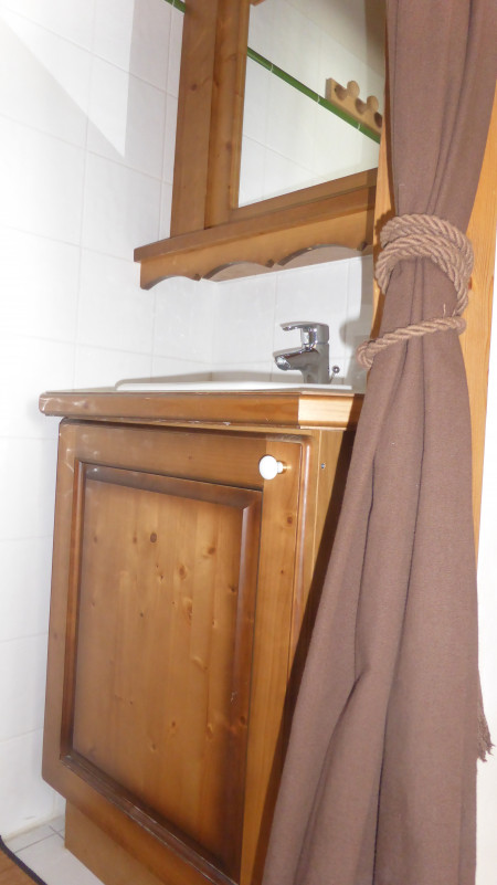 salle d'eau ALpages Bisanne E 15 - © Demoustier salle d'eau ALpages Bisanne E 15