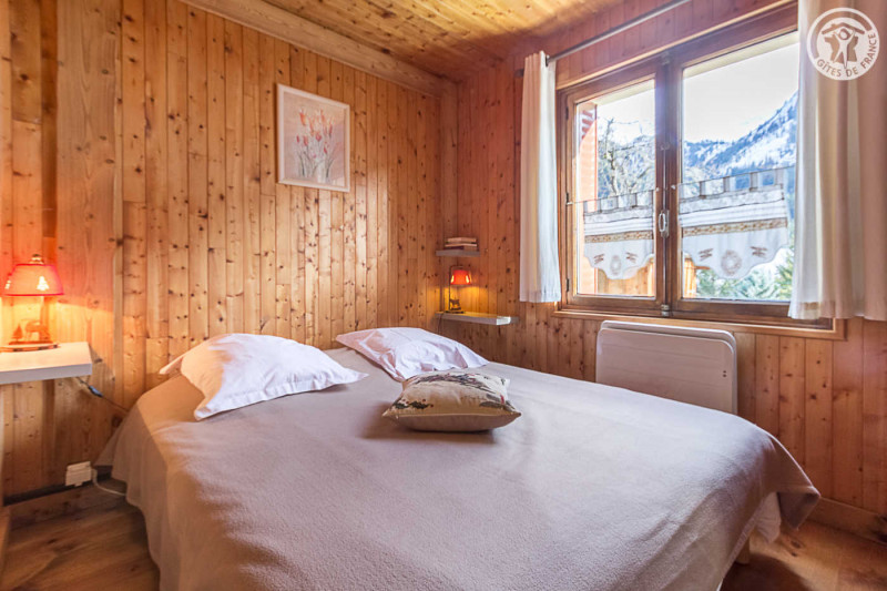Chambre lit double 160/200 en deux lits 80/200.