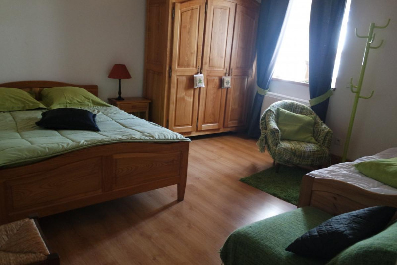 seconde chambre de suite familiale lit 160/200 en 2 fois 80/200 et un lit 90 /200 3pers max