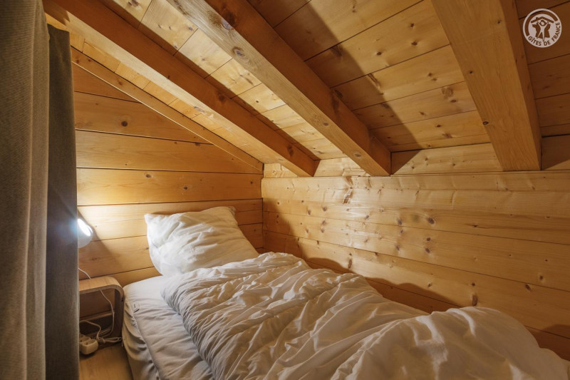 alcove haut lit simple