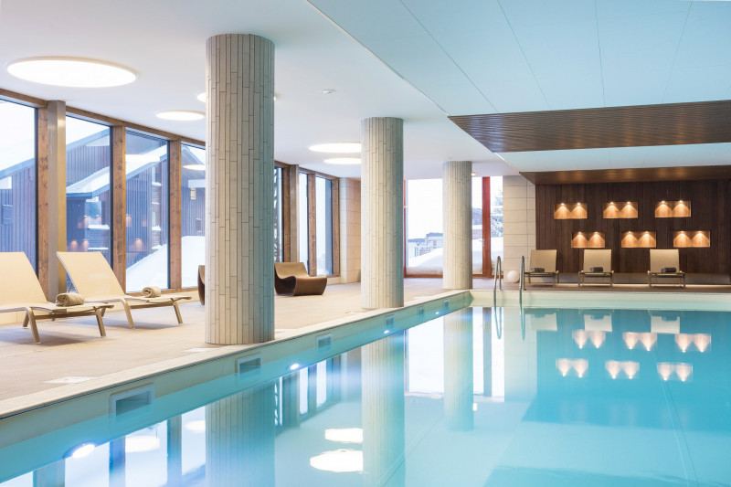800x600-piscine-les-saisies-104-mmv-chaletsdescimes-m-reyboz-copier-8168956-12432040