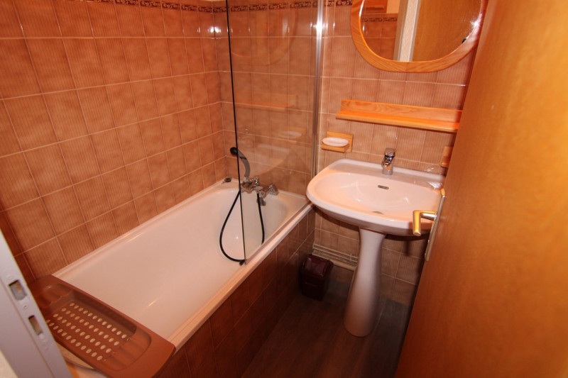 _clients_227362001_photos_17472i_23340416