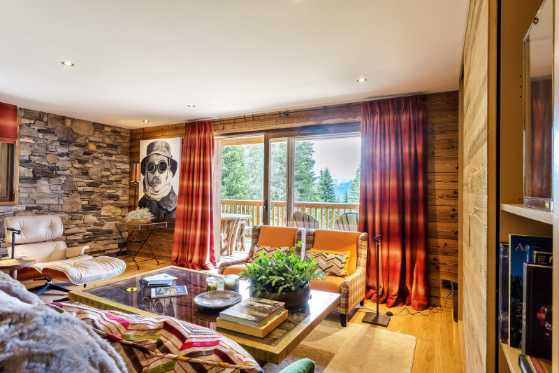 _lv_images___lot_0000000828_03_12422360 _lv_images___lot_0000000828_03_12422360