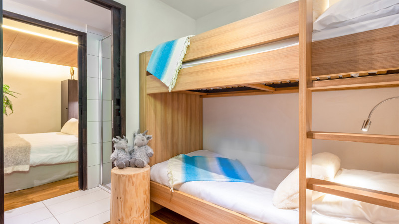 _lv_images___lot_0000000863_04_11788145 _lv_images___lot_0000000863_04_11788145