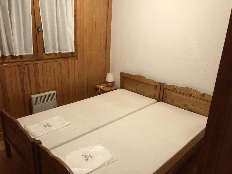 _lv_images___lot_0000000876_05_12235726 _lv_images___lot_0000000876_05_12235726