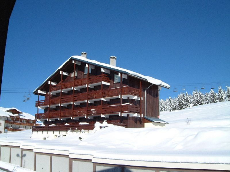 _lv_images__imme_0000000111_01_18878932