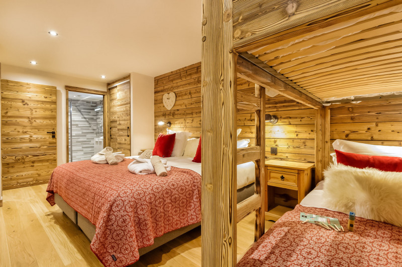 _lv_images__lot_0000000830_08_12981129 _lv_images__lot_0000000830_08_12981129