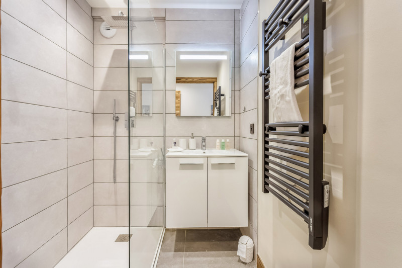 _lv_images__lot_0000000848_09_16808898 _lv_images__lot_0000000848_09_16808898