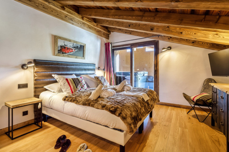 _lv_images__lot_0000000850_08_17155754