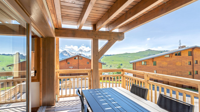 _lv_images__lot_0000000867_08_17156021