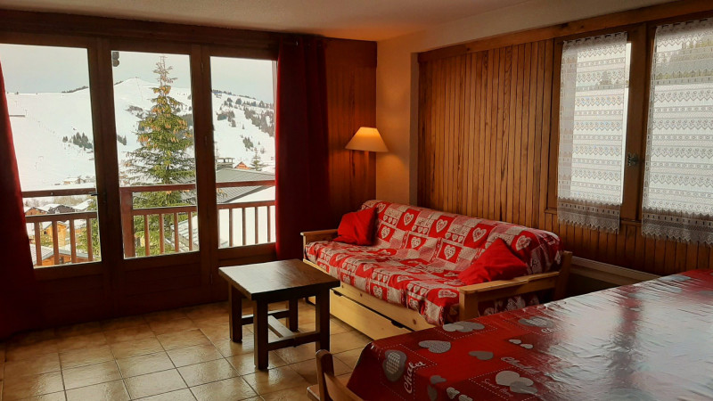 _lv_images__lot_0000000877_08_17155785