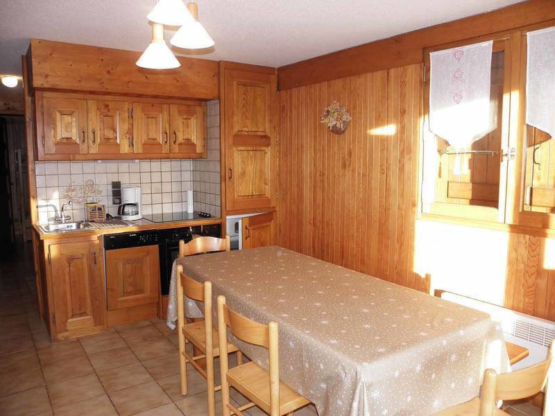 _lv_images__lot_0000000894_02_17155502