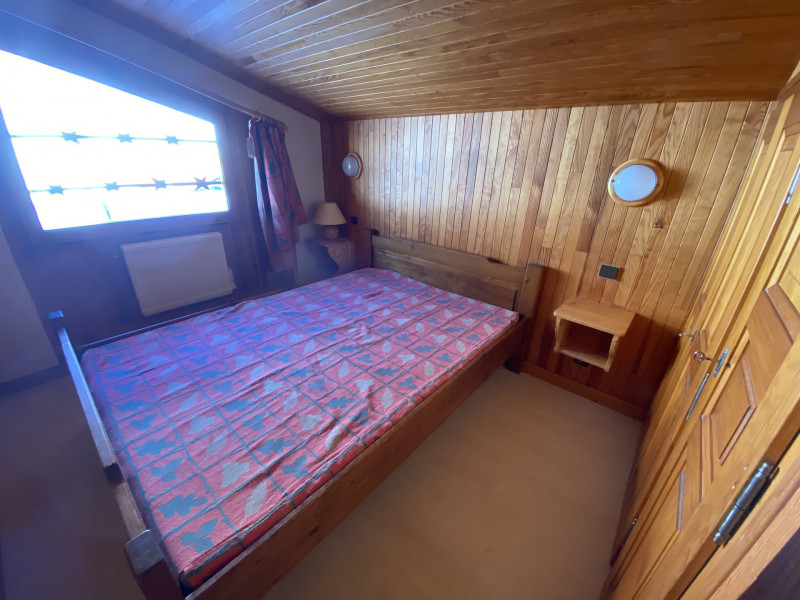 _lv_images__lot_0000000895_06_17155691 _lv_images__lot_0000000895_06_17155691