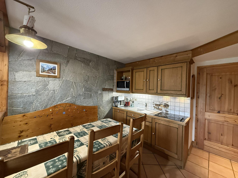 _lv_images__lot_0001010003_07_20516511 _lv_images__lot_0001010003_07_20516511