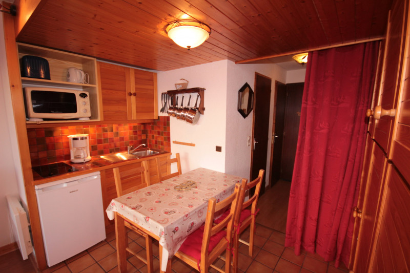 _lv_images__lot_0001020101_10_20688320 _lv_images__lot_0001020101_10_20688320