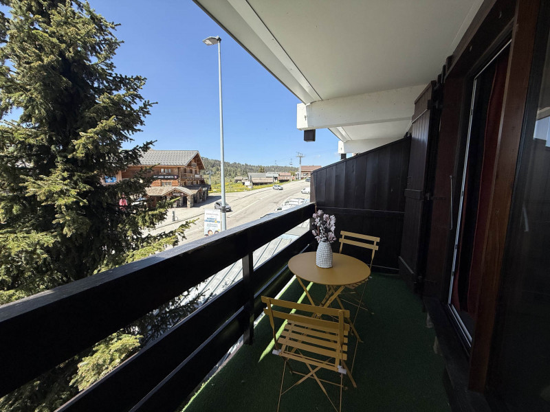 _lv_images__lot_0001020106_14_23653361