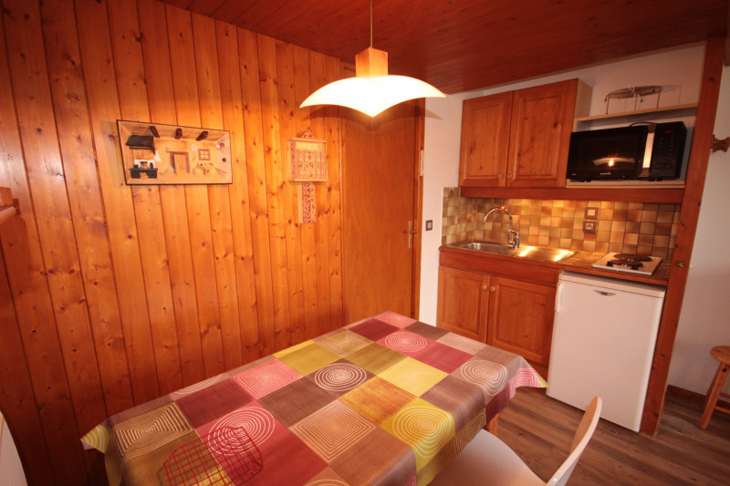 _lv_images__lot_0001040209_07_19093152