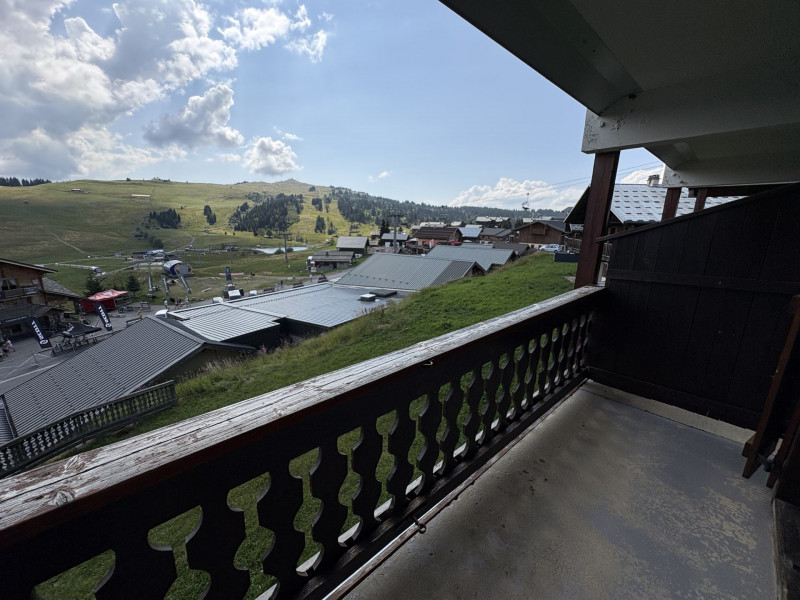 _lv_images__lot_0001040215_14_23398930