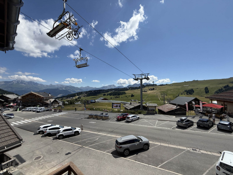 _lv_images__lot_0001060006_16_23435284
