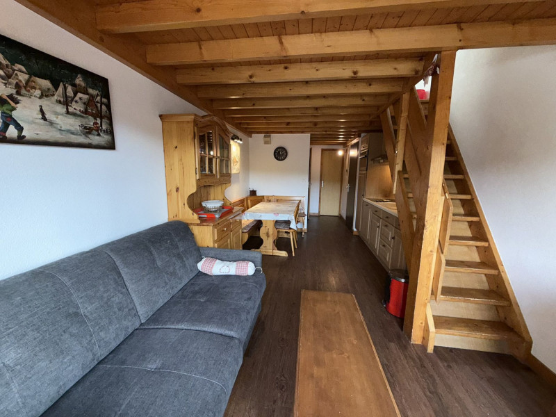 _lv_images__lot_0001060020_01_22266864