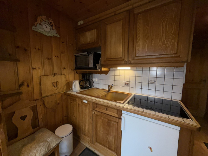 _lv_images__lot_0001070021_02_21603416 _lv_images__lot_0001070021_02_21603416