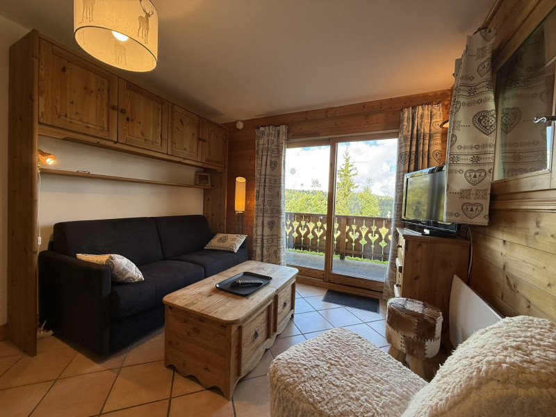 _lv_images__lot_0001080004_01_20976524