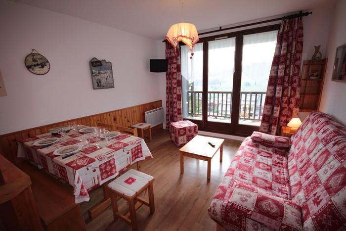 _lv_images__lot_0001200037_01_20506279 _lv_images__lot_0001200037_01_20506279