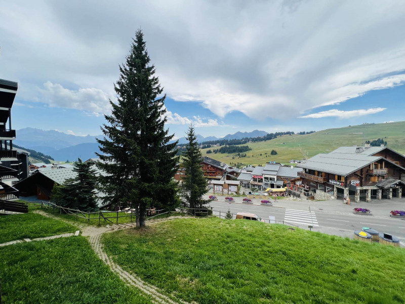 _lv_images__lot_0001200038_08_19427414