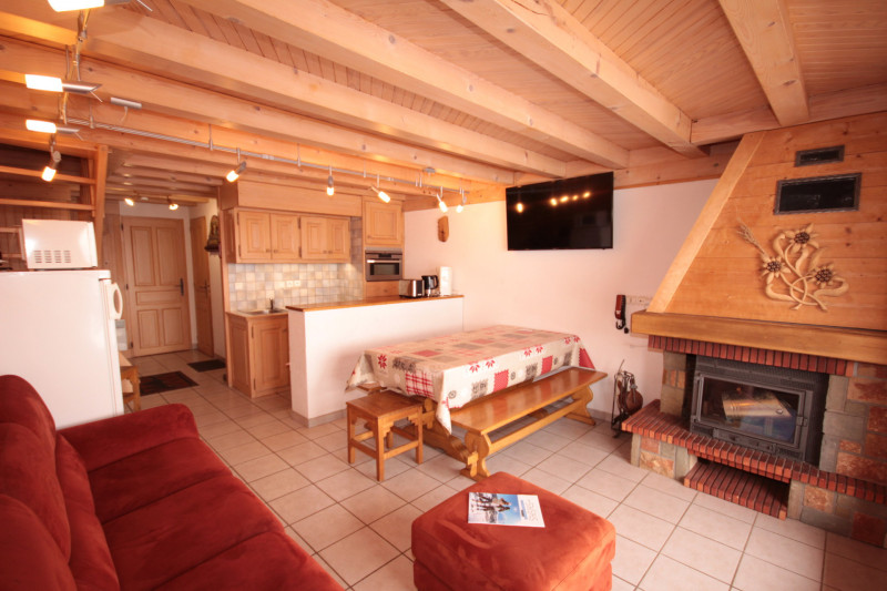 _lv_images__lot_0001270010_01_20320569 _lv_images__lot_0001270010_01_20320569