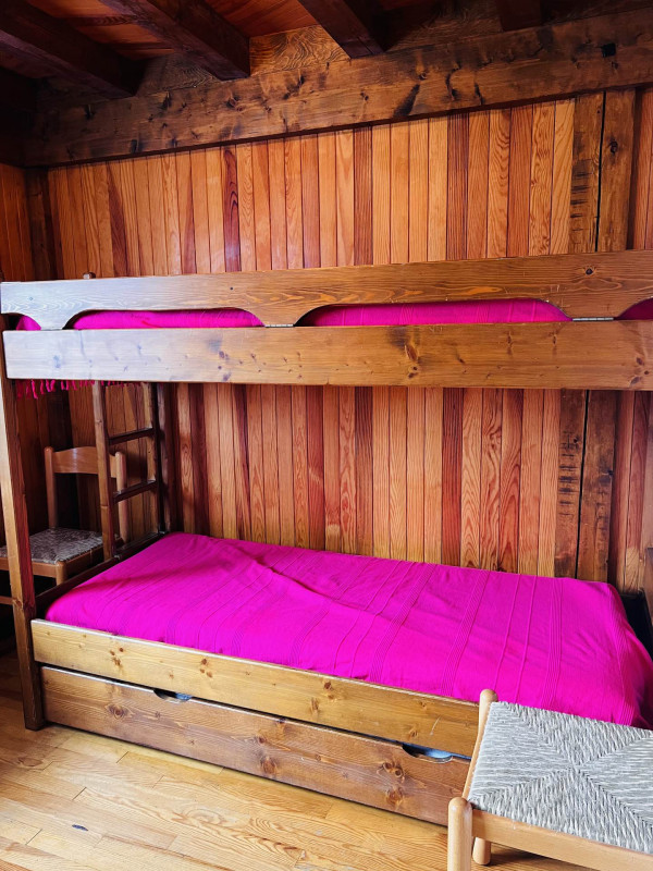 _lv_images__lot_0001300003_08_20821071