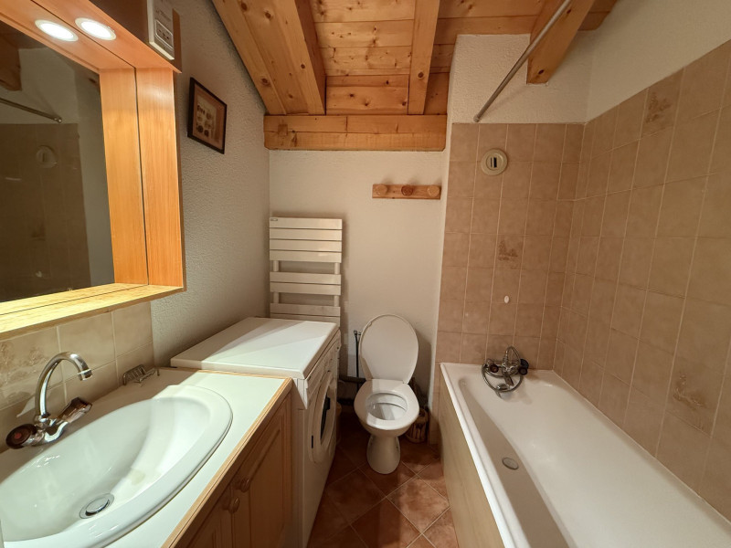 _lv_images__lot_0001390312_09_22150201