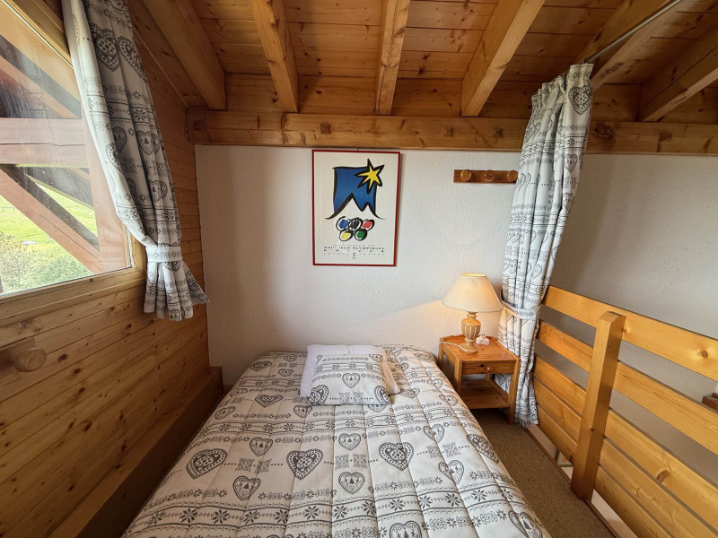 _lv_images__lot_0001390312_10_22181312