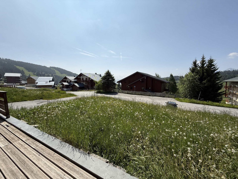 _lv_images__lot_0001420602_15_23515573