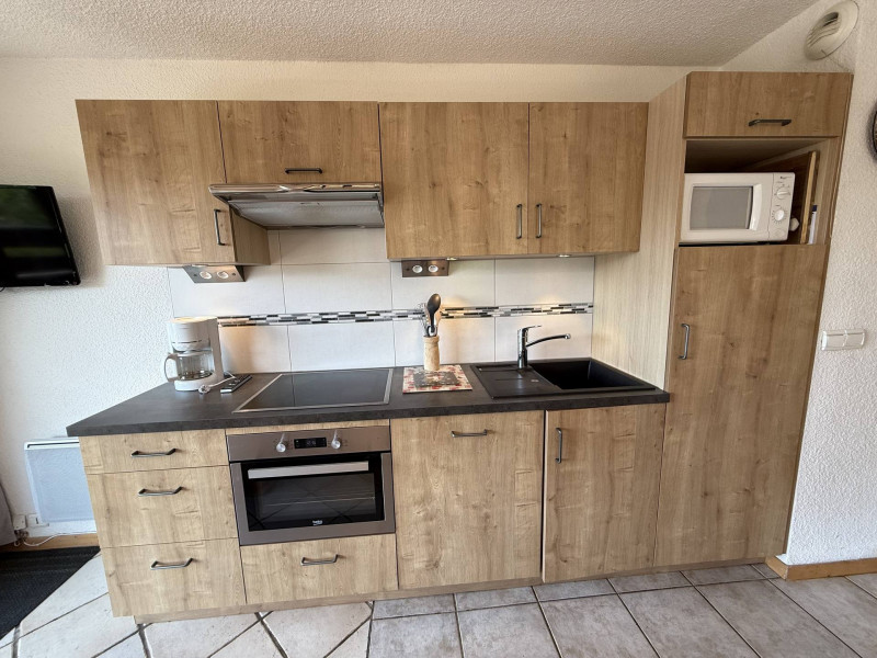 _lv_images__lot_0001420604_09_21382761