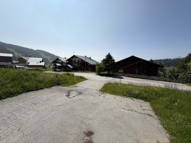 _lv_images__lot_0001420604_13_20221259 _lv_images__lot_0001420604_13_20221259