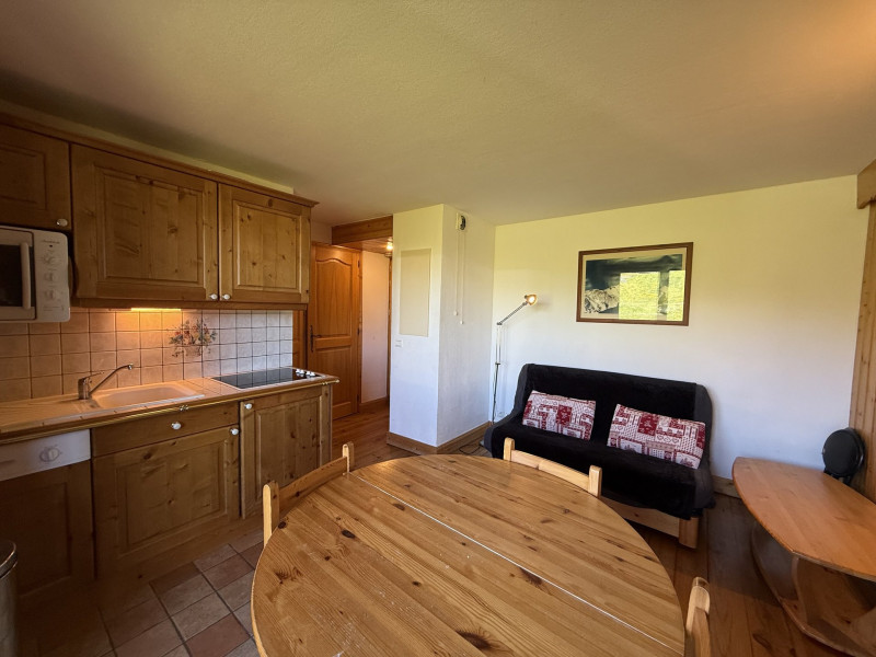 _lv_images__lot_0001430011_01_22323185