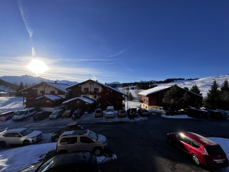 _lv_images__lot_0001440112_11_23350761