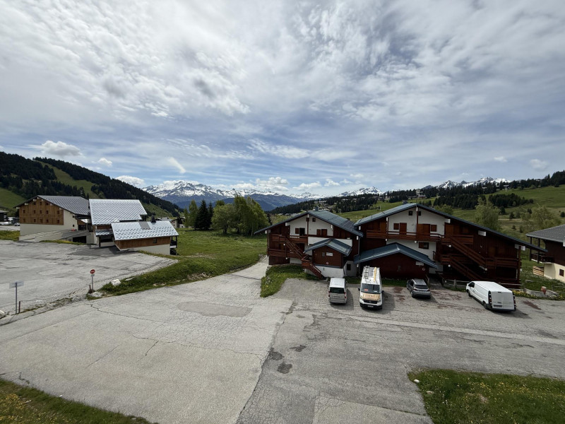 _lv_images__lot_0001440114_10_23588761 _lv_images__lot_0001440114_10_23588761