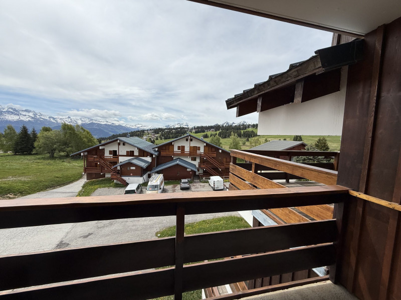 _lv_images__lot_0001440115_09_23338621 _lv_images__lot_0001440115_09_23338621