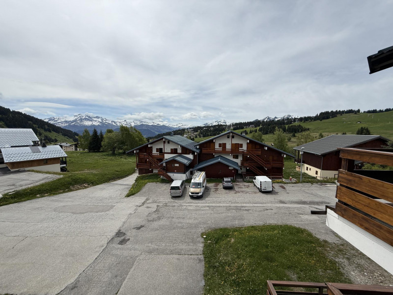 _lv_images__lot_0001440115_10_23338622 _lv_images__lot_0001440115_10_23338622
