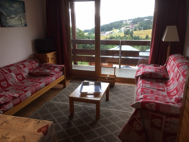 _lv_images__lot_0001440123_01_21394126