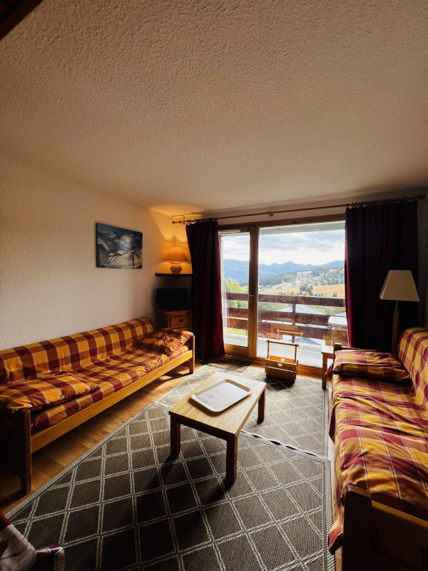 _lv_images__lot_0001440123_07_20686700