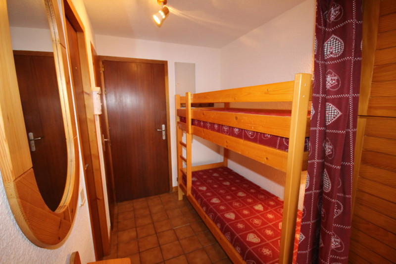 _lv_images__lot_0001440124_02_21627897 _lv_images__lot_0001440124_02_21627897