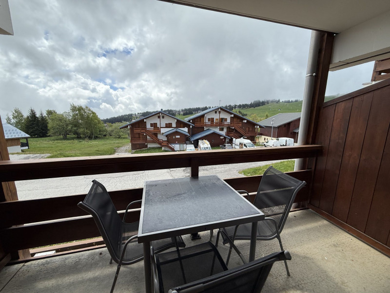 _lv_images__lot_0001450210_09_21224778