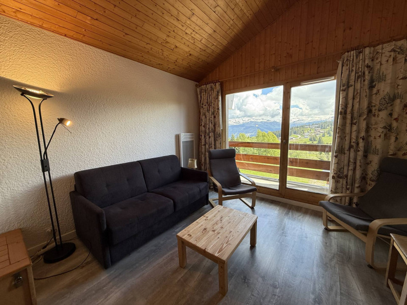 _lv_images__lot_0001450221_01_22226360