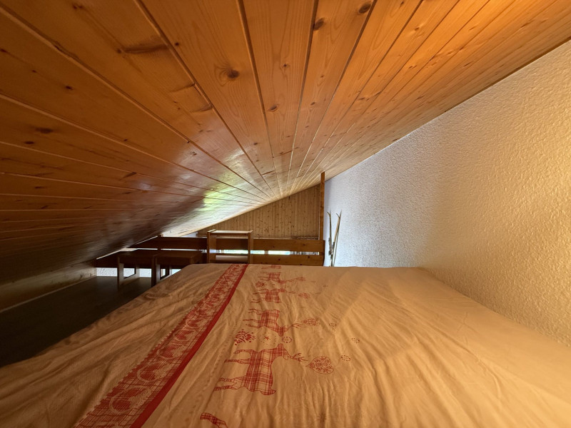 _lv_images__lot_0001450221_08_20592924 _lv_images__lot_0001450221_08_20592924