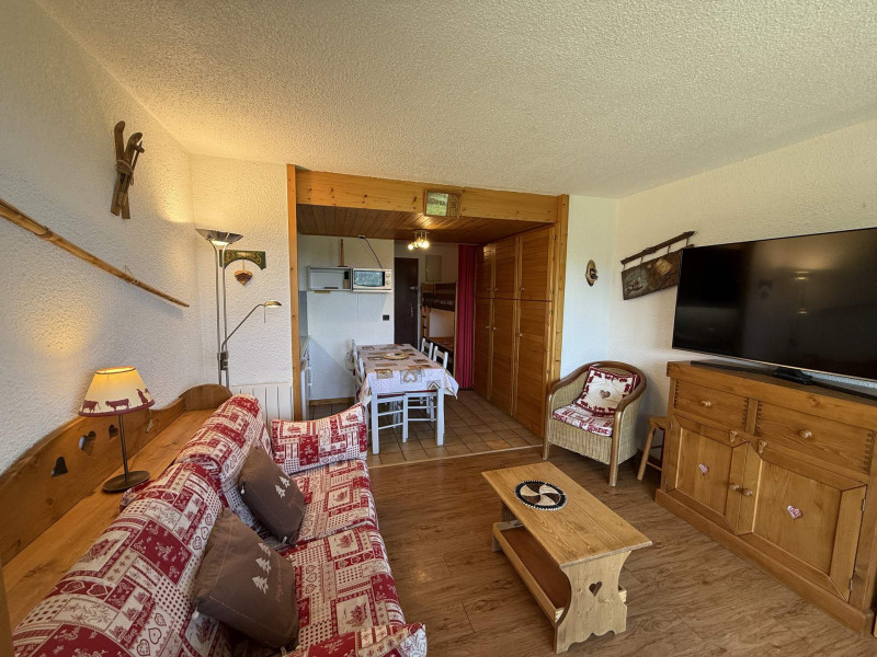 _lv_images__lot_0001460313_01_22144056 _lv_images__lot_0001460313_01_22144056